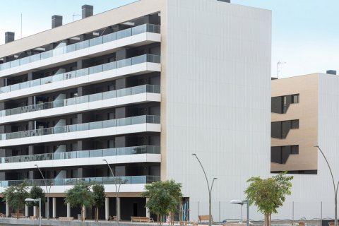 M Badalona, Barcelona, Espanja No. 46804 - kuva 1
