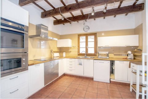 Talo myytävänä Ciutadella De Menorca, Menorca, Espanja, 10 makuuhuonetta, 682 m2 No. 47437 - kuva 5