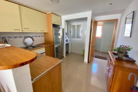 Huoneisto myytävänä La Cala, Alicante, Espanja, 2 makuuhuonetta, 94 m2 No. 46042 - kuva 3