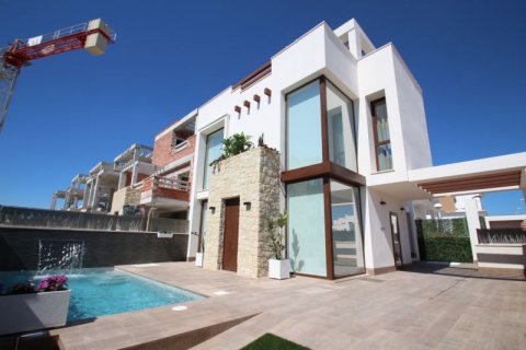 Huvila myytävänä La Manga del Mar Menor, Murcia, Espanja, 3 makuuhuonetta, 126 m2 No. 43282 - kuva 2