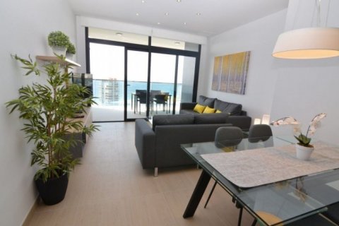 Huoneisto myytävänä Benidorm, Alicante, Espanja, 2 makuuhuonetta, 76 m2 No. 45391 - kuva 3