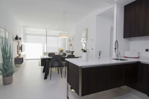 Huoneisto myytävänä Alicante, Espanja, 2 makuuhuonetta, 120 m2 No. 42465 - kuva 5