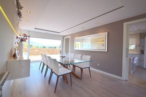 Huvila myytävänä Alfaz del Pi, Alicante, Espanja, 5 makuuhuonetta, 464 m2 No. 42614 - kuva 9