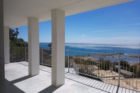 Huvila myytävänä El Campello, Alicante, Espanja, 4 makuuhuonetta, 260 m2 No. 44587 - kuva 2