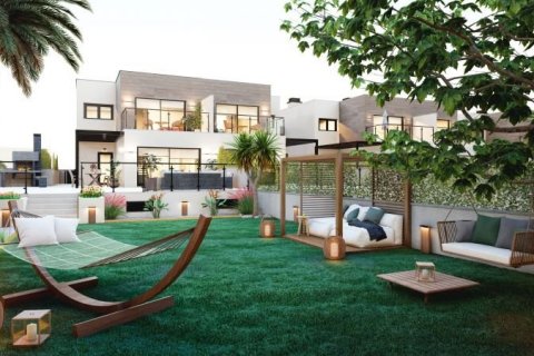 Kaupunkipientalo myytävänä Alicante, Espanja, 4 makuuhuonetta, 270 m2 No. 42137 - kuva 1