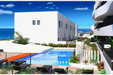 Kaupunkipientalo myytävänä Guardamar del Segura, Alicante, Espanja, 3 makuuhuonetta, 105 m2 No. 42688 - kuva 1
