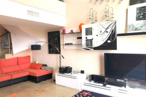 Kattohuoneisto myytävänä Benidorm, Alicante, Espanja, 4 makuuhuonetta, 240 m2 No. 45033 - kuva 3