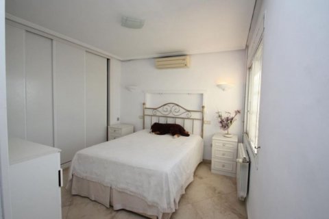 Huvila myytävänä Calpe, Alicante, Espanja, 5 makuuhuonetta, 220 m2 No. 45641 - kuva 8