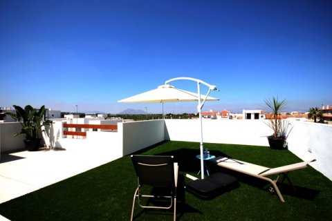 Huvila myytävänä Rojales, Alicante, Espanja, 3 makuuhuonetta, 115 m2 No. 43702 - kuva 2