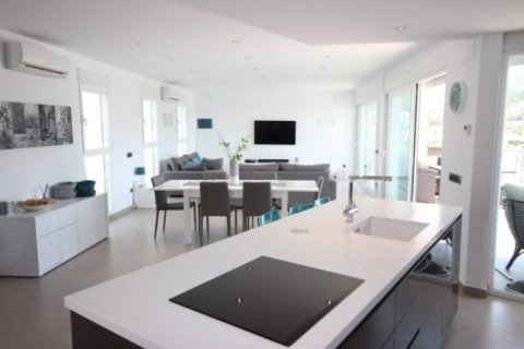 Huvila myytävänä Moraira, Alicante, Espanja, 4 makuuhuonetta, 350 m2 No. 44230 - kuva 3