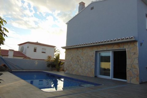 Huvila myytävänä Calpe, Alicante, Espanja, 4 makuuhuonetta, 200 m2 No. 44912 - kuva 2