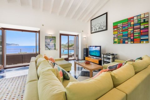 Huvila myytävänä Alcudia, Alicante, Espanja, 5 makuuhuonetta, 417 m2 No. 44981 - kuva 8