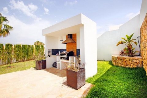 Huvila myytävänä Calpe, Alicante, Espanja, 5 makuuhuonetta, 240 m2 No. 43952 - kuva 7