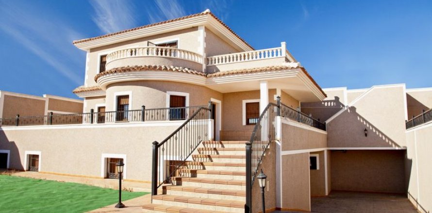 Huvila Torrevieja, Alicante, Espanja 3 makuuhuonetta, 335 m2 No. 45961