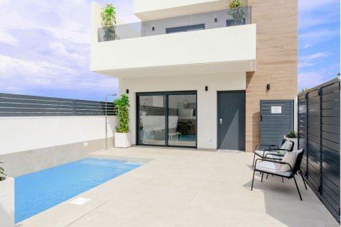 Huvila myytävänä Rojales, Alicante, Espanja, 3 makuuhuonetta, 204 m2 No. 42509 - kuva 1