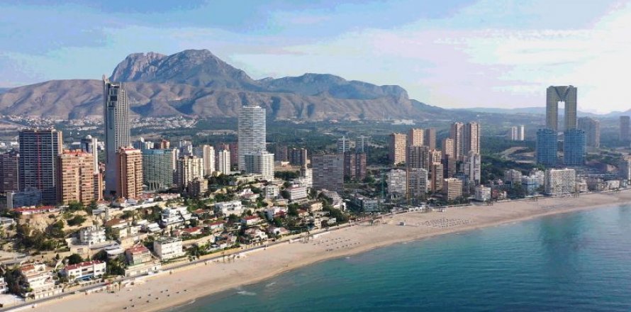 Huoneisto Benidorm, Alicante, Espanja 3 makuuhuonetta, 129 m2 No. 43663