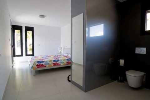 Huvila myytävänä Benissa, Alicante, Espanja, 4 makuuhuonetta, 460 m2 No. 43337 - kuva 10