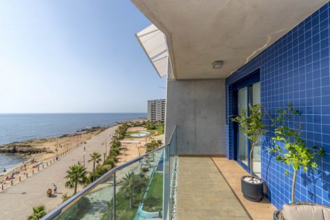 Huoneisto myytävänä Punta Prima, Alicante, Espanja, 3 makuuhuonetta, 156 m2 No. 43723 - kuva 3