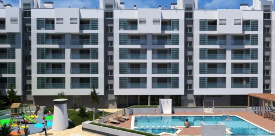 Huoneisto Alicante, Espanja 4 makuuhuonetta, 140 m2 No. 45527