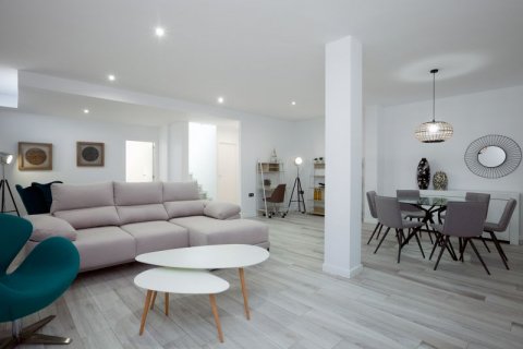 Huvila myytävänä Alicante, Espanja, 3 makuuhuonetta, 405 m2 No. 42637 - kuva 7