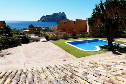 Huvila myytävänä Calpe, Alicante, Espanja, 4 makuuhuonetta, 300 m2 No. 43934 - kuva 2