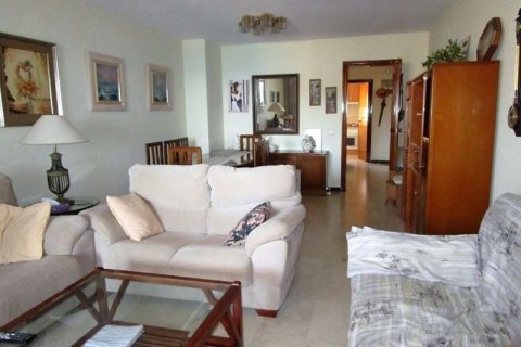 Huoneisto myytävänä Benidorm, Alicante, Espanja, 3 makuuhuonetta, 132 m2 No. 44320 - kuva 3