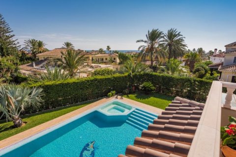 Huvila myytävänä Marbella, Malaga, Espanja, 6 makuuhuonetta, 650 m2 No. 45267 - kuva 2