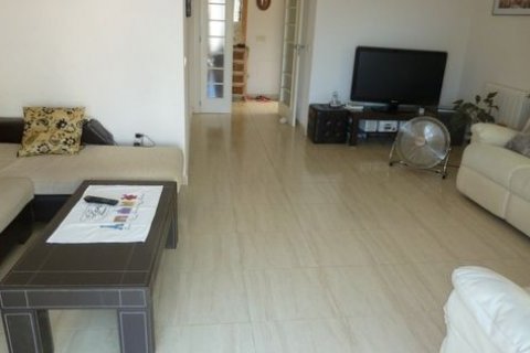 Kaupunkipientalo myytävänä La Nucia, Alicante, Espanja, 3 makuuhuonetta, 240 m2 No. 46192 - kuva 5