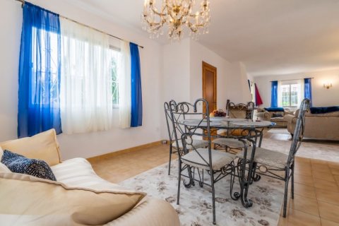 Huvila myytävänä Alfaz del Pi, Alicante, Espanja, 4 makuuhuonetta, 240 m2 No. 42174 - kuva 8