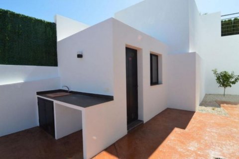 Huvila myytävänä Polop, Alicante, Espanja, 3 makuuhuonetta, 180 m2 No. 45936 - kuva 3