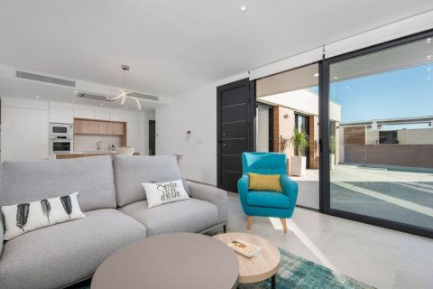 Huvila myytävänä Quesada, Jaen, Espanja, 3 makuuhuonetta, 232 m2 No. 43298 - kuva 6