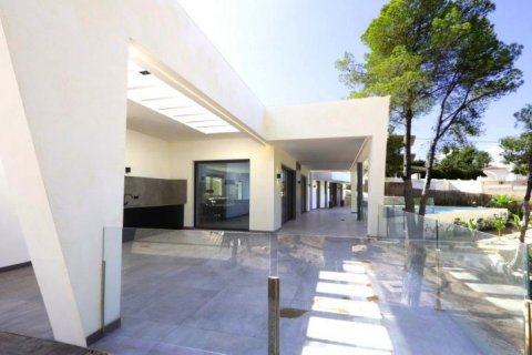 Huvila myytävänä Altea, Alicante, Espanja, 4 makuuhuonetta, 385 m2 No. 41631 - kuva 4