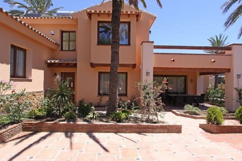 Huvila myytävänä Marbella, Malaga, Espanja, 5 makuuhuonetta, 490 m2 No. 45273 - kuva 4