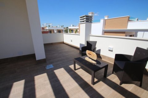 Huvila myytävänä La Manga del Mar Menor, Murcia, Espanja, 3 makuuhuonetta, 126 m2 No. 43282 - kuva 3