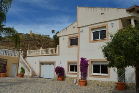 Huvila myytävänä La Nucia, Alicante, Espanja, 5 makuuhuonetta, 475 m2 No. 44394 - kuva 7