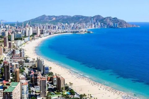 Kattohuoneisto myytävänä Benidorm, Alicante, Espanja, 3 makuuhuonetta, 382 m2 No. 43812 - kuva 3