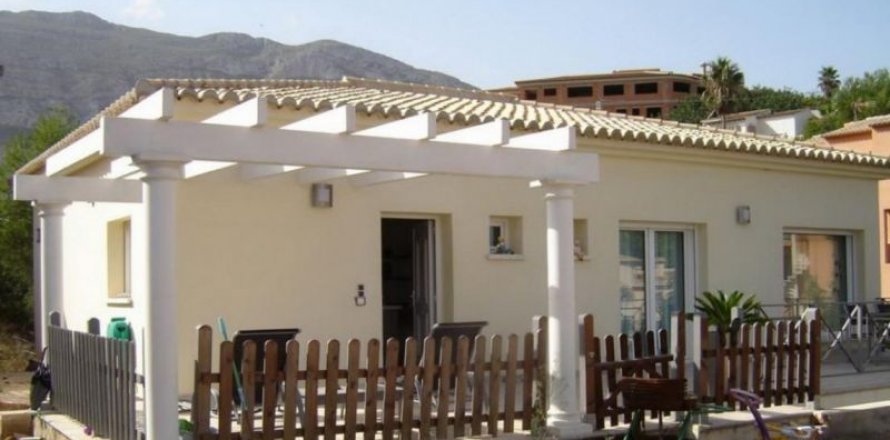 Huvila Denia, Alicante, Espanja 3 makuuhuonetta, 235 m2 No. 45263