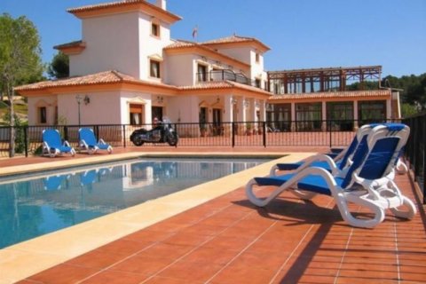 Hotelli myytävänä Finestrat, Alicante, Espanja, 13 makuuhuonetta, 1000 m2 No. 44078 - kuva 1