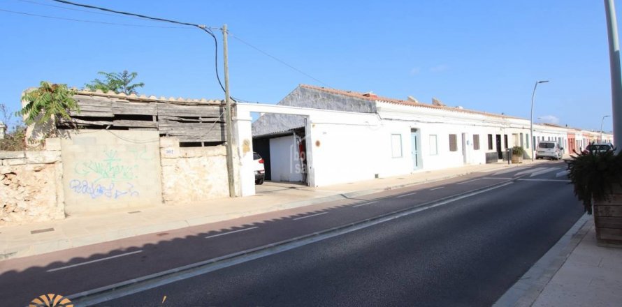 Tontti Mahon, Menorca, Espanja 2700 m2 No. 47052