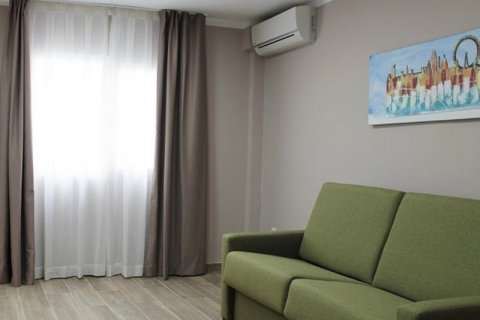 Hotelli myytävänä Benidorm, Alicante, Espanja, 10 makuuhuonetta, 400 m2 No. 43490 - kuva 6