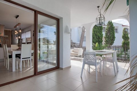 Huvila myytävänä Benissa, Alicante, Espanja, 4 makuuhuonetta, 180 m2 No. 43841 - kuva 10