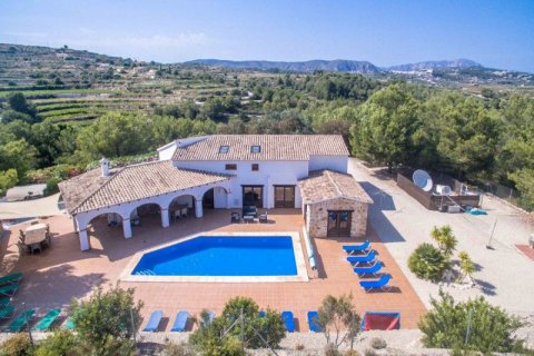 Huvila myytävänä Moraira, Alicante, Espanja, 7 makuuhuonetta, 356 m2 No. 43737 - kuva 1