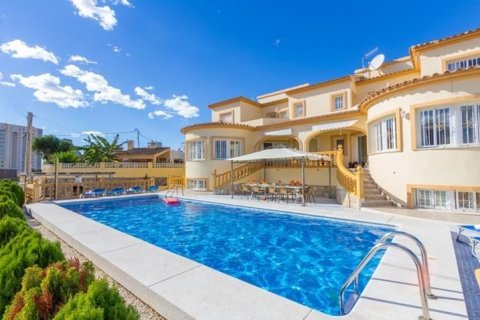 Huvila myytävänä Calpe, Alicante, Espanja, 8 makuuhuonetta, 600 m2 No. 45025 - kuva 3