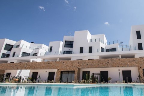 Kattohuoneisto myytävänä Villamartin, Alicante, Espanja, 3 makuuhuonetta, 167 m2 No. 42114 - kuva 2