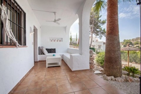 Huvila myytävänä Benissa, Alicante, Espanja, 4 makuuhuonetta, 180 m2 No. 43841 - kuva 8