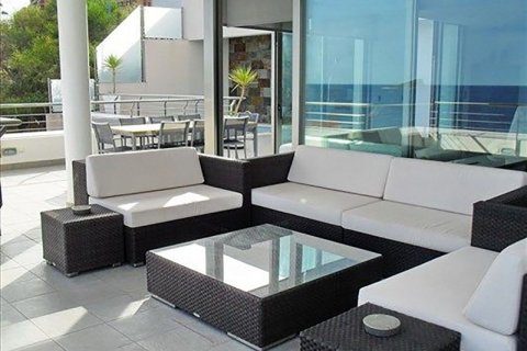 Kaupunkipientalo myytävänä Benidorm, Alicante, Espanja, 3 makuuhuonetta, 400 m2 No. 46019 - kuva 7