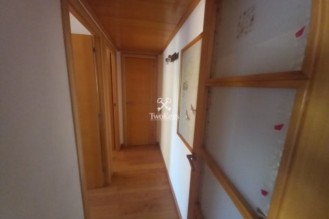 Huoneisto myytävänä Badalona, Barcelona, Espanja, 4 makuuhuonetta, 97 m2 No. 40988 - kuva 10