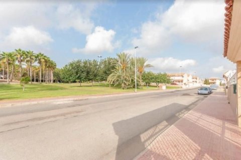 Huvila myytävänä Torrevieja, Alicante, Espanja, 5 makuuhuonetta, 250 m2 No. 45829 - kuva 6