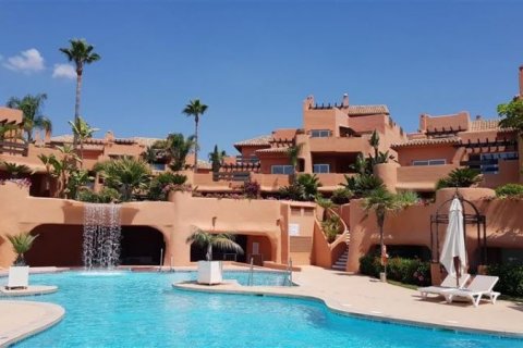 Huoneisto myytävänä Marbella, Malaga, Espanja, 3 makuuhuonetta, 245 m2 No. 44712 - kuva 5