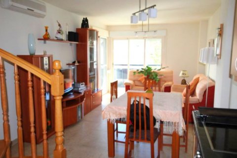 Kattohuoneisto myytävänä Benidorm, Alicante, Espanja, 2 makuuhuonetta, 120 m2 No. 42633 - kuva 7